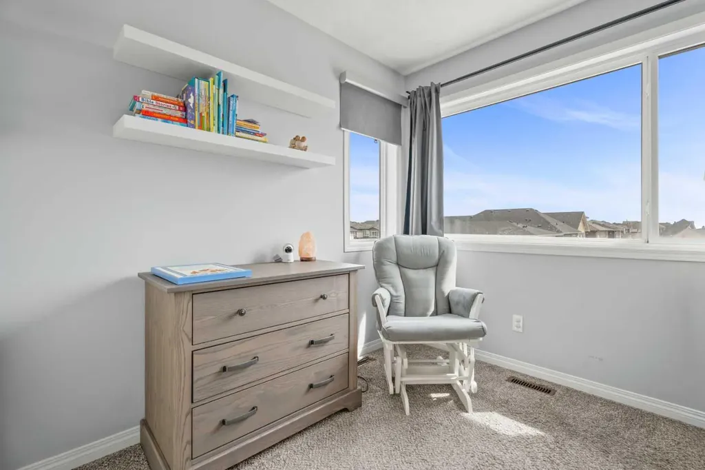 52 Saddlestone Drive NE Calgary AB T3J 0W4