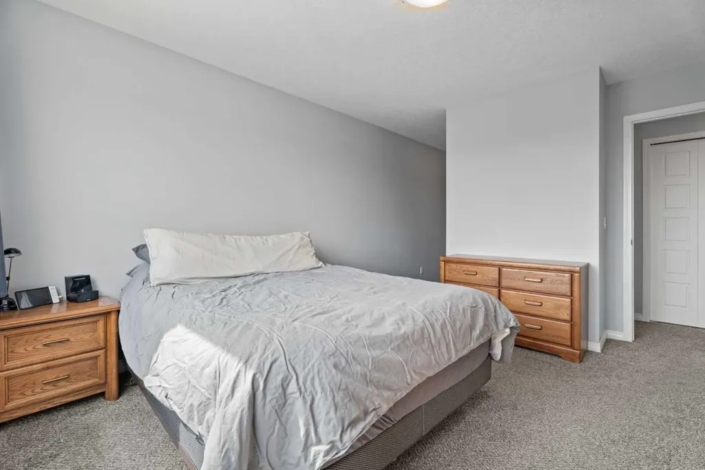 52 Saddlestone Drive NE Calgary AB T3J 0W4