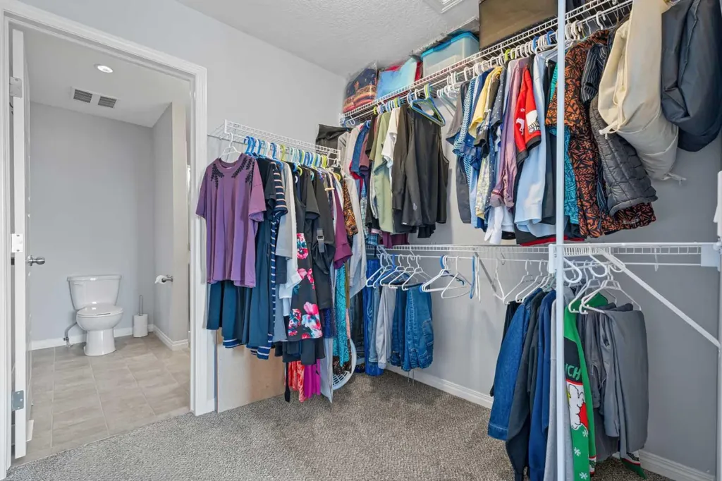 52 Saddlestone Drive NE Calgary AB T3J 0W4