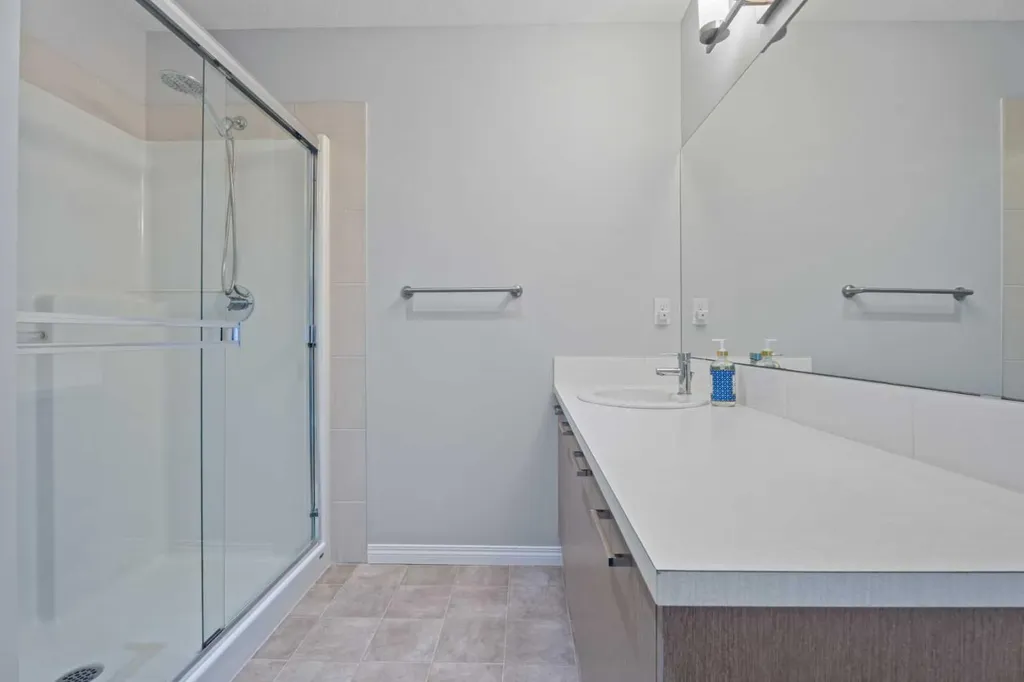 52 Saddlestone Drive NE Calgary AB T3J 0W4