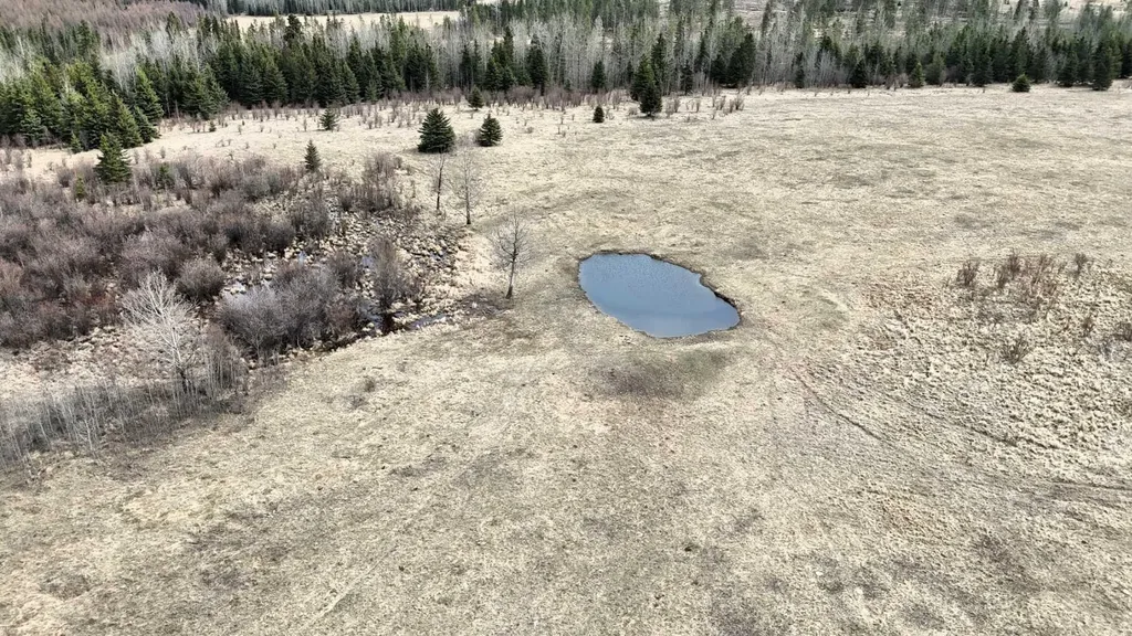 14132 Township Road 570 Road Rural Yellowhead County AB T7E3Z7