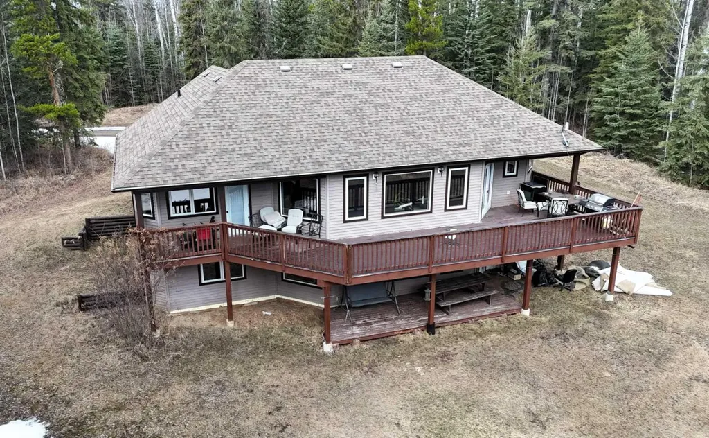 14132 Township Road 570 Road Rural Yellowhead County AB T7E3Z7