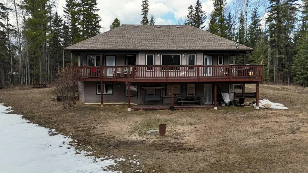14132 Township Road 570 Road Rural Yellowhead County AB T7E3Z7