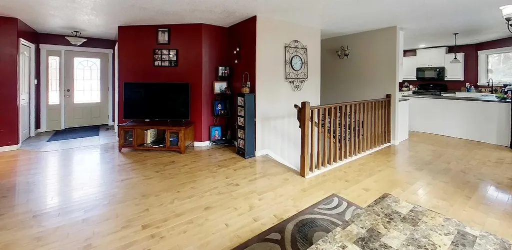 14132 Township Road 570 Road Rural Yellowhead County AB T7E3Z7