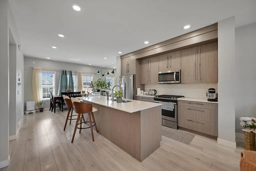 1265 Carrington Boulevard NW Calgary AB T3P1M2