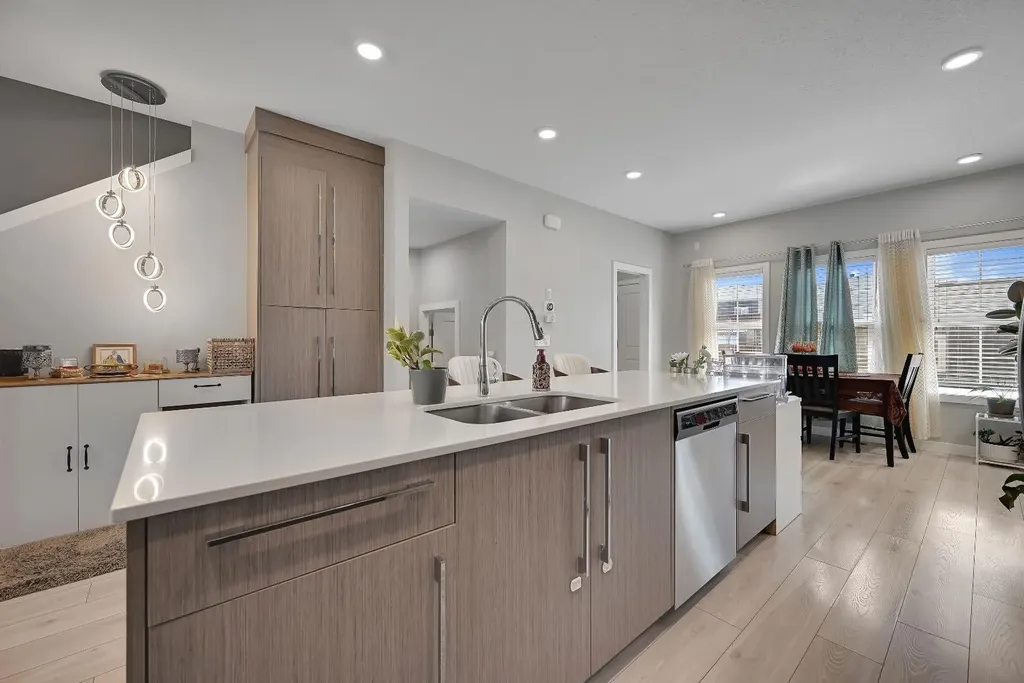 1265 Carrington Boulevard NW Calgary AB T3P1M2