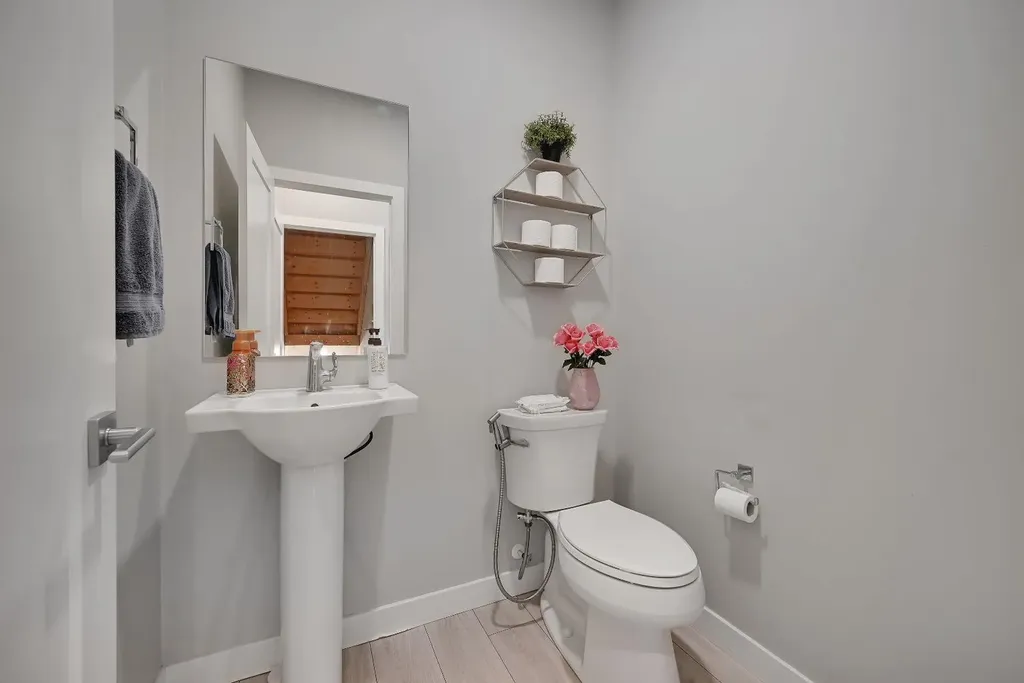 1265 Carrington Boulevard NW Calgary AB T3P1M2
