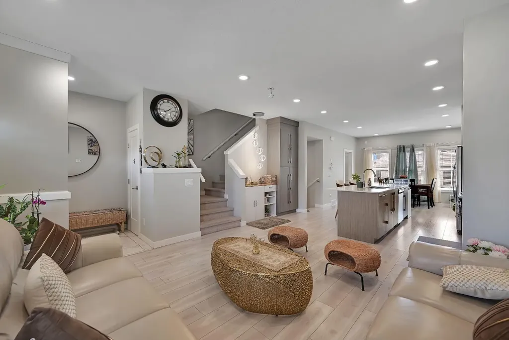 1265 Carrington Boulevard NW Calgary AB T3P1M2