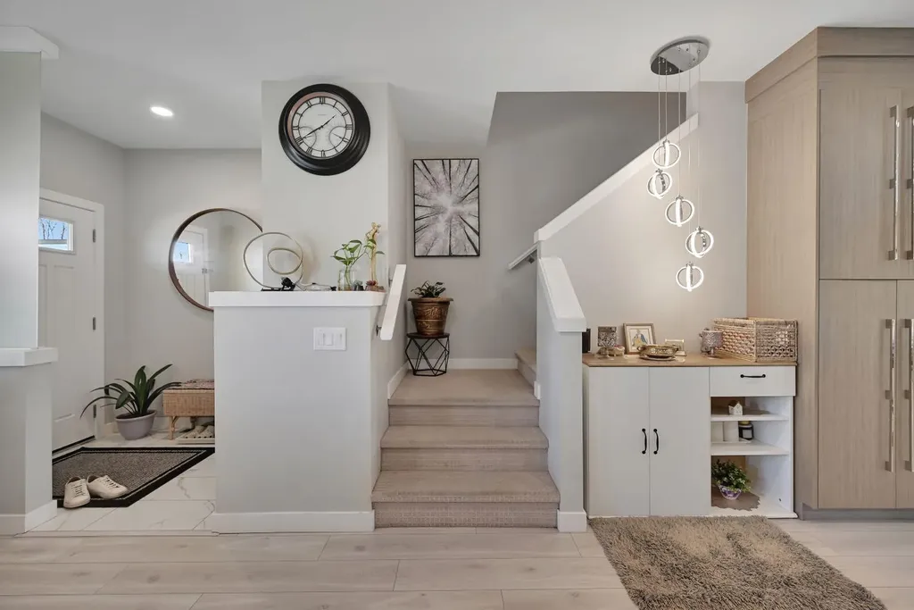 1265 Carrington Boulevard NW Calgary AB T3P1M2