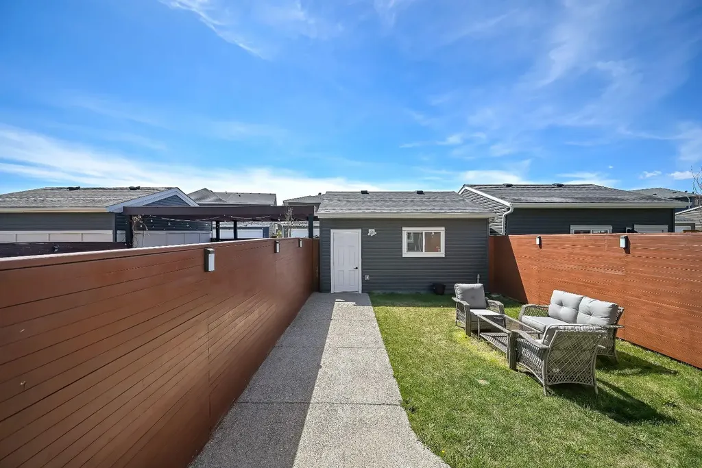 1265 Carrington Boulevard NW Calgary AB T3P1M2