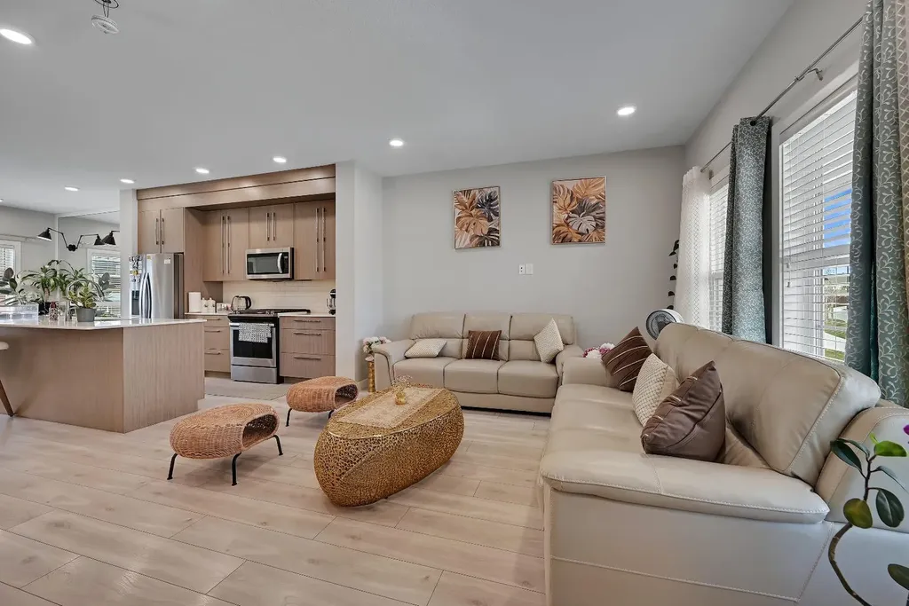 1265 Carrington Boulevard NW Calgary AB T3P1M2