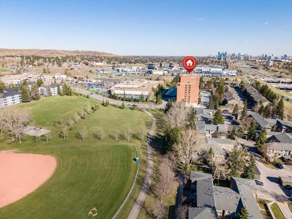 4944 Dalton Drive NW Calgary AB T3A 2E6