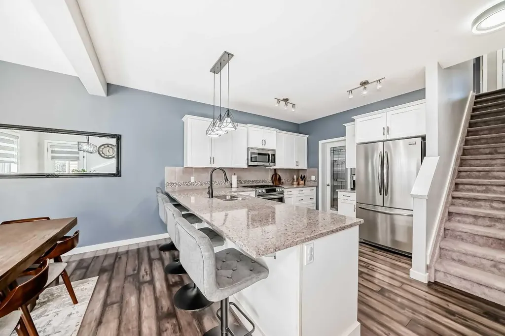 6 Canals Court SW Airdrie AB T4B0S6
