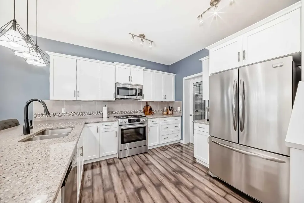 6 Canals Court SW Airdrie AB T4B0S6