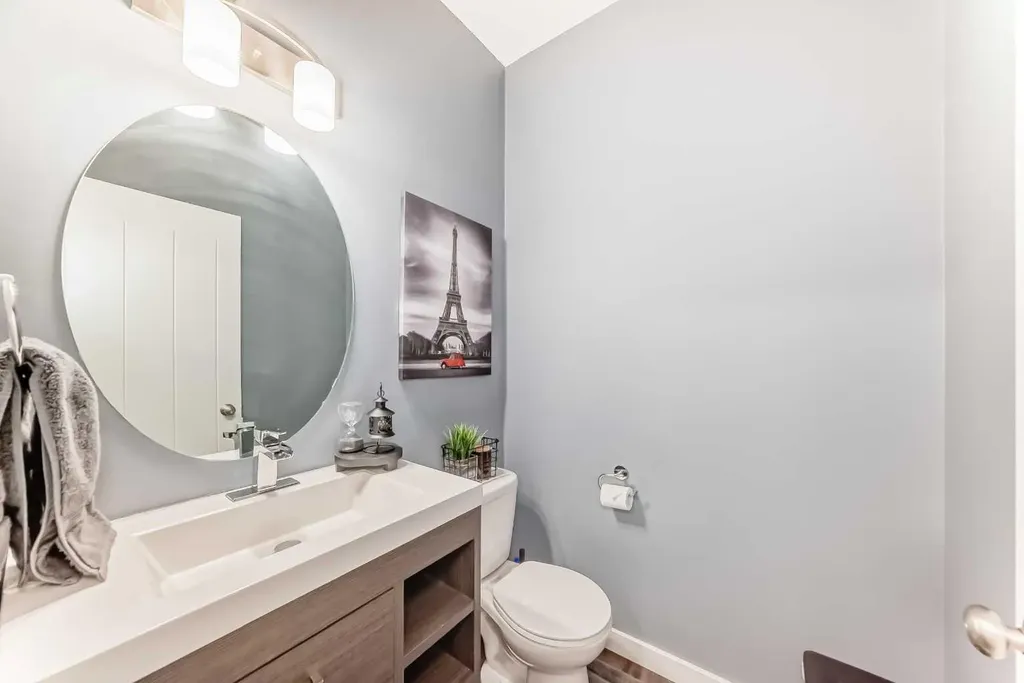 6 Canals Court SW Airdrie AB T4B0S6