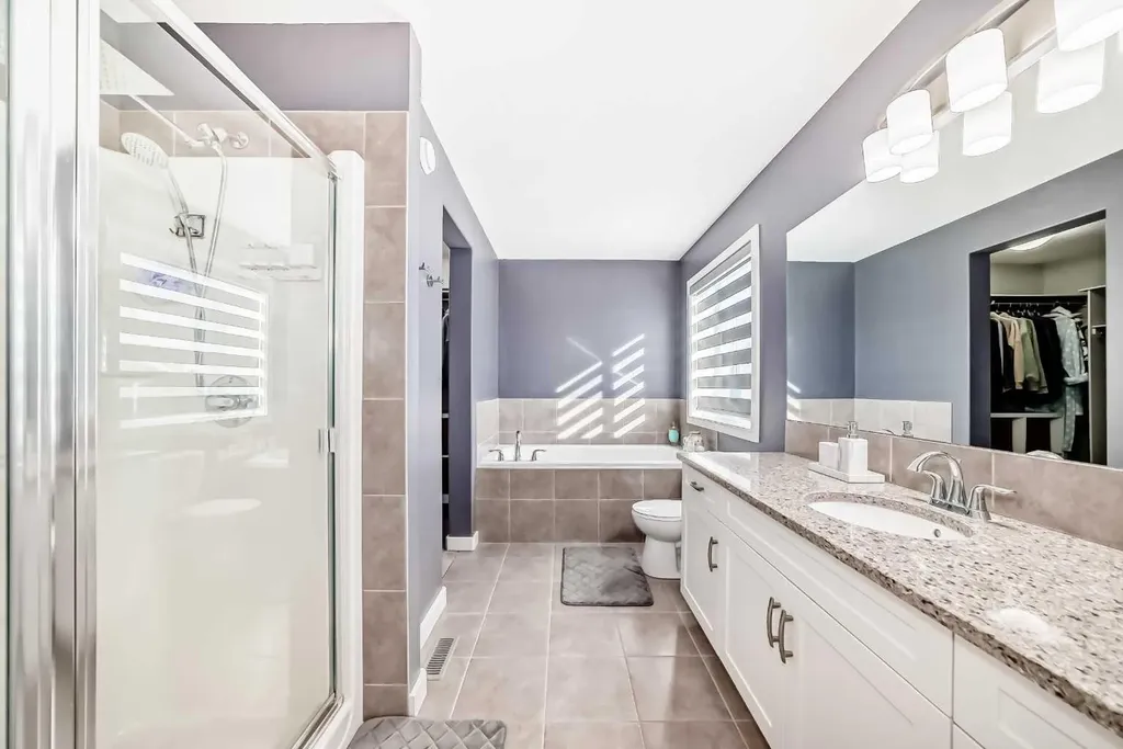6 Canals Court SW Airdrie AB T4B0S6