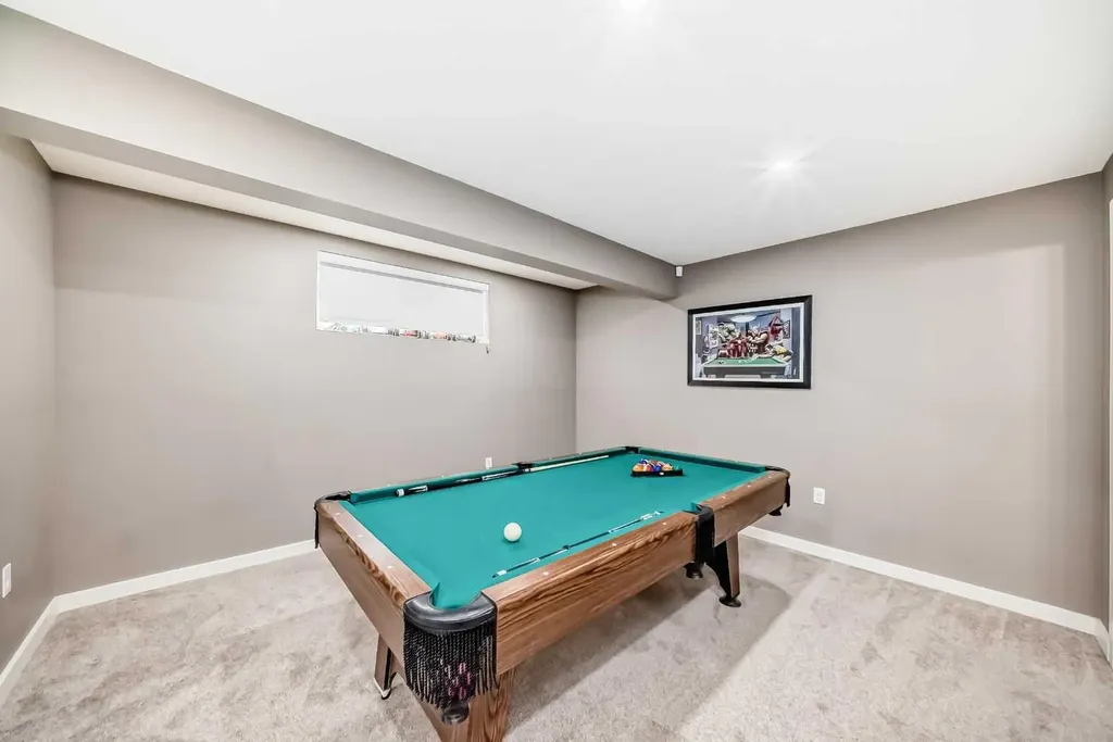 6 Canals Court SW Airdrie AB T4B0S6