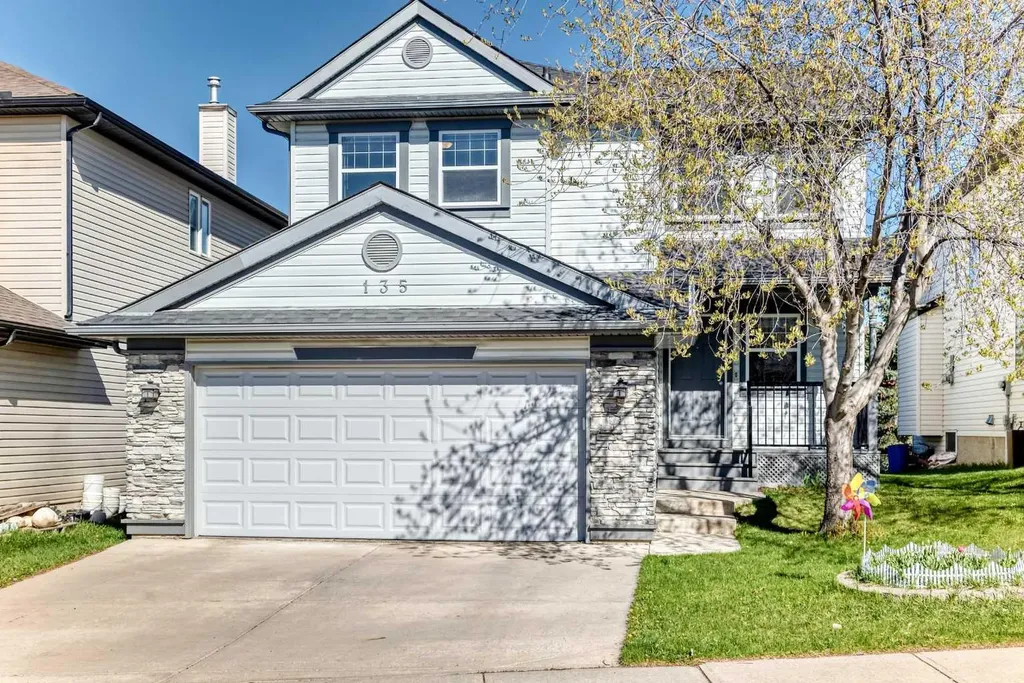 135 Panorama Hills Manor NW Calgary AB T3K5L2