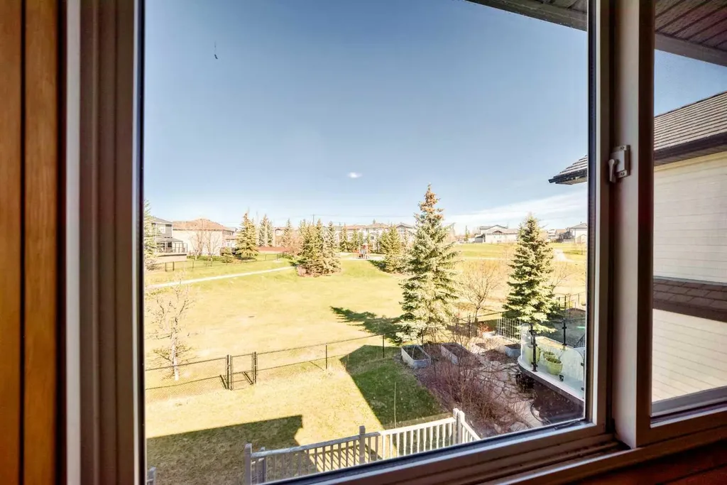 135 Panorama Hills Manor NW Calgary AB T3K5L2