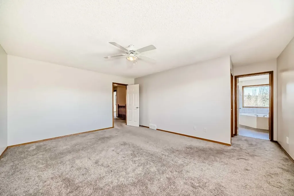135 Panorama Hills Manor NW Calgary AB T3K5L2