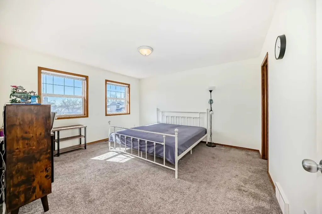 135 Panorama Hills Manor NW Calgary AB T3K5L2