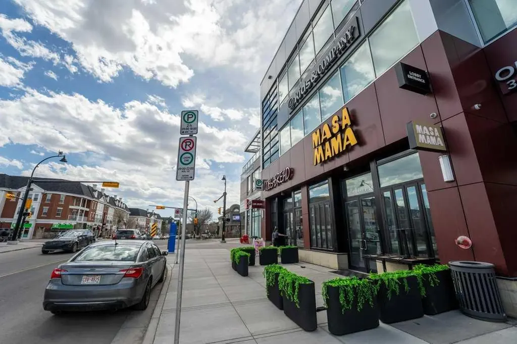 2212 34 Avenue SW Calgary AB T2T 2C6