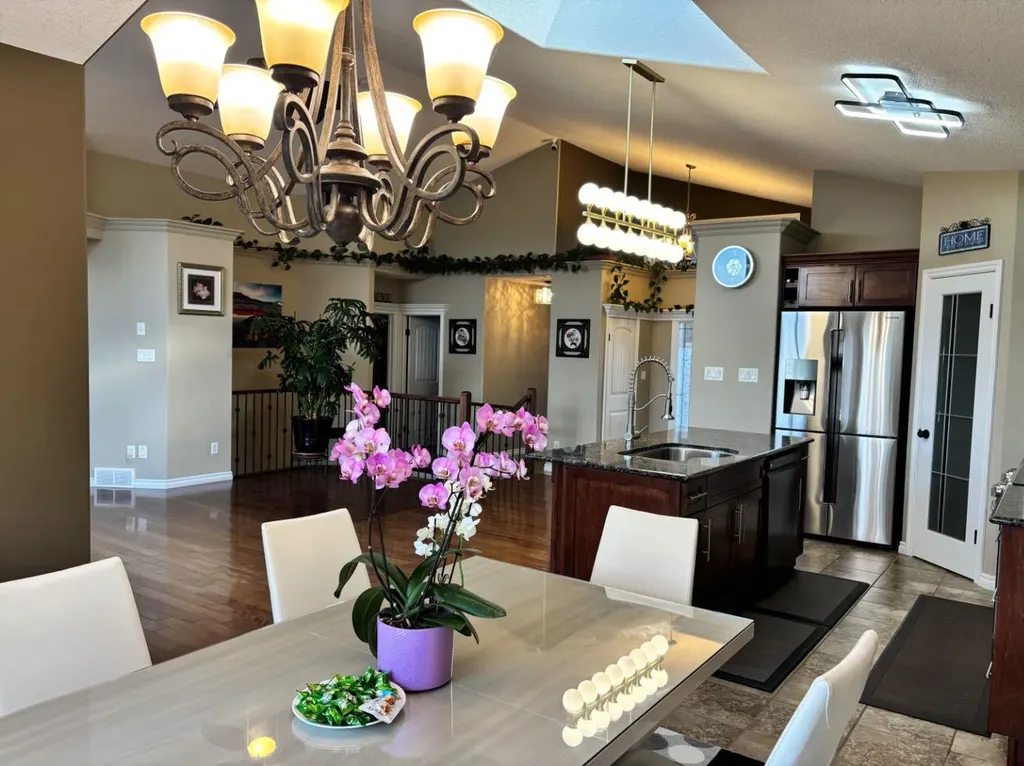 314 Coulee Springs Terrace S Lethbridge AB T1K 5P2