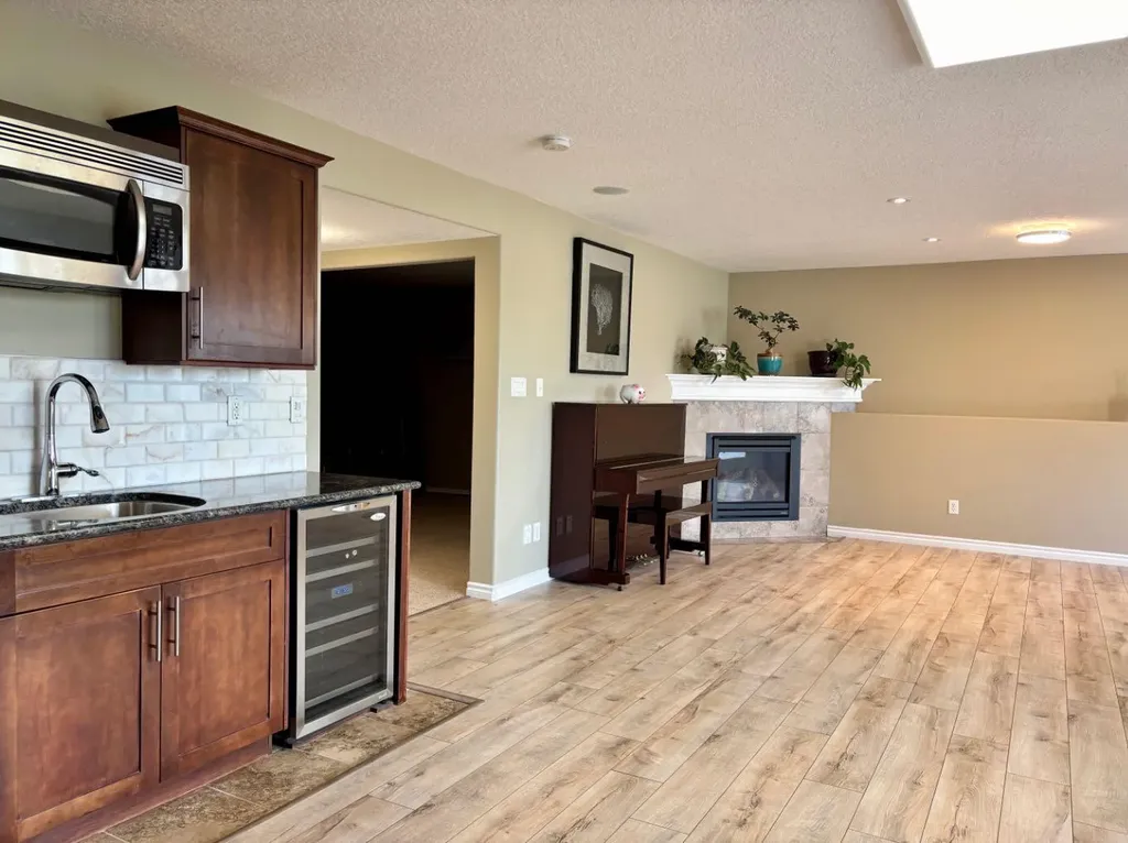 314 Coulee Springs Terrace S Lethbridge AB T1K 5P2