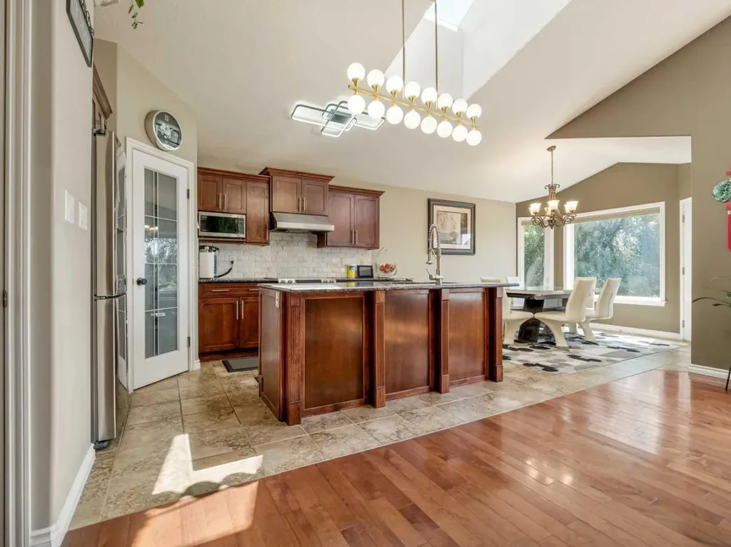 314 Coulee Springs Terrace S Lethbridge AB T1K 5P2