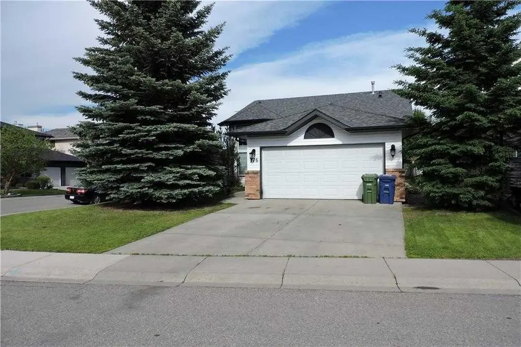 176 Woodside Road NW Airdrie AB T4B2E2