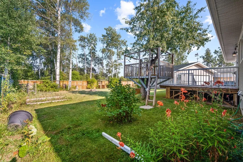 7 May Crescent Fort Mcmurray AB T9H 1J8