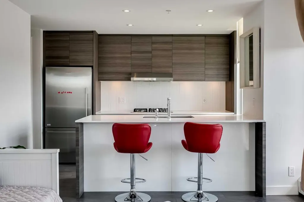1501 6 Street SW Calgary AB T2R 0Z8