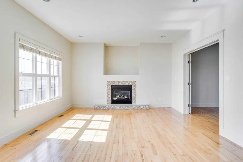 185 Falcon Drive Fort Mcmurray AB T9K0R8