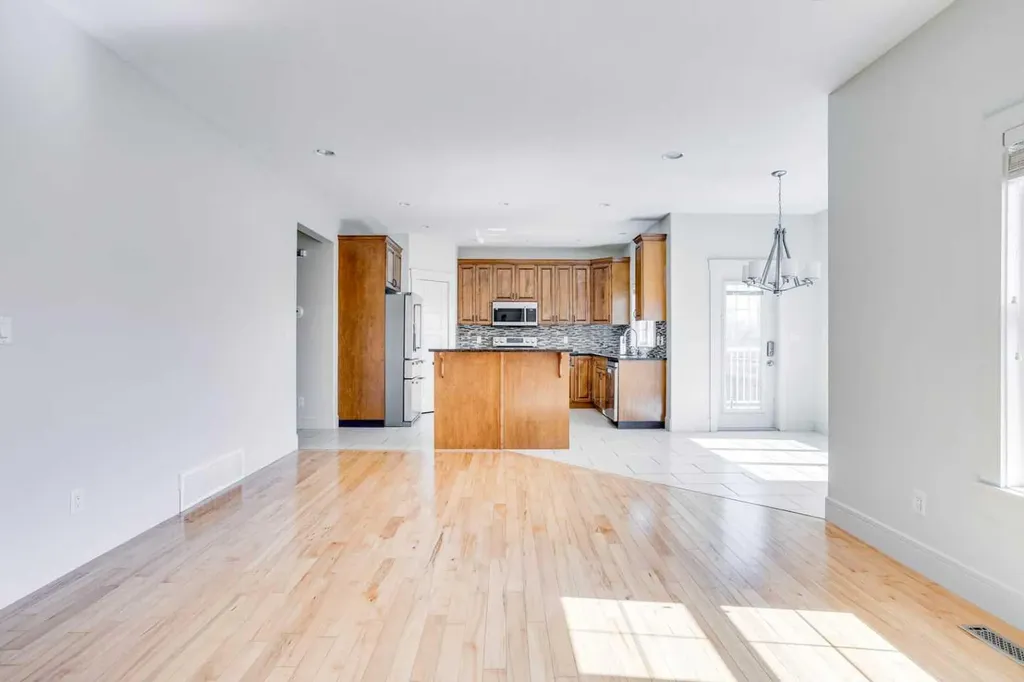 185 Falcon Drive Fort Mcmurray AB T9K0R8