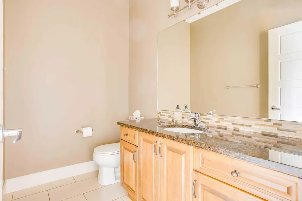 185 Falcon Drive Fort Mcmurray AB T9K0R8