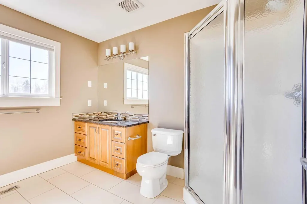 185 Falcon Drive Fort Mcmurray AB T9K0R8