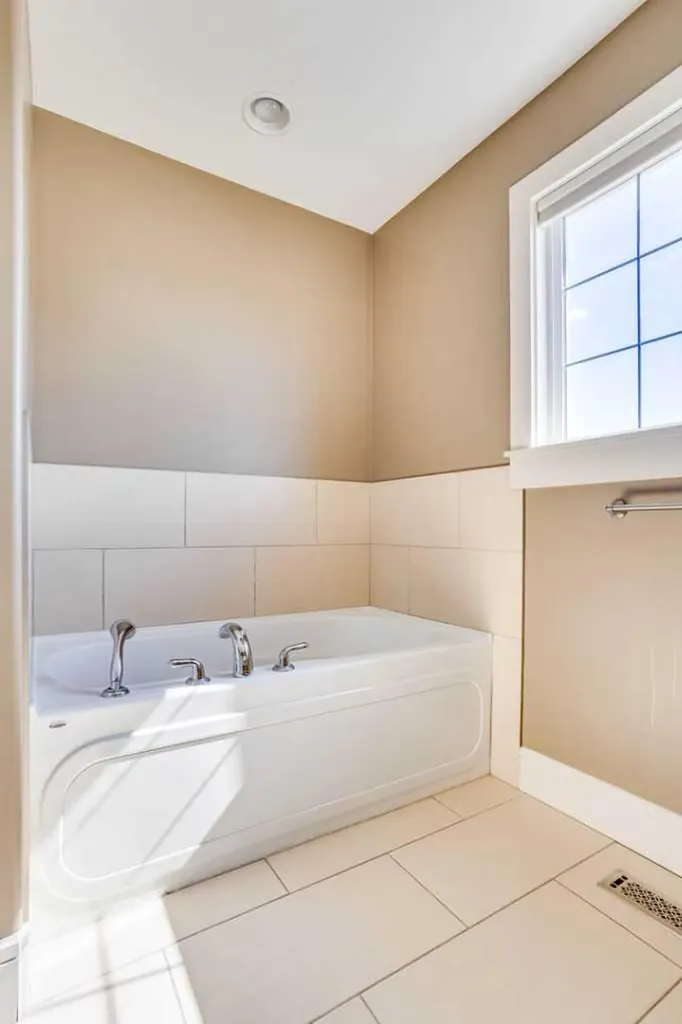 185 Falcon Drive Fort Mcmurray AB T9K0R8