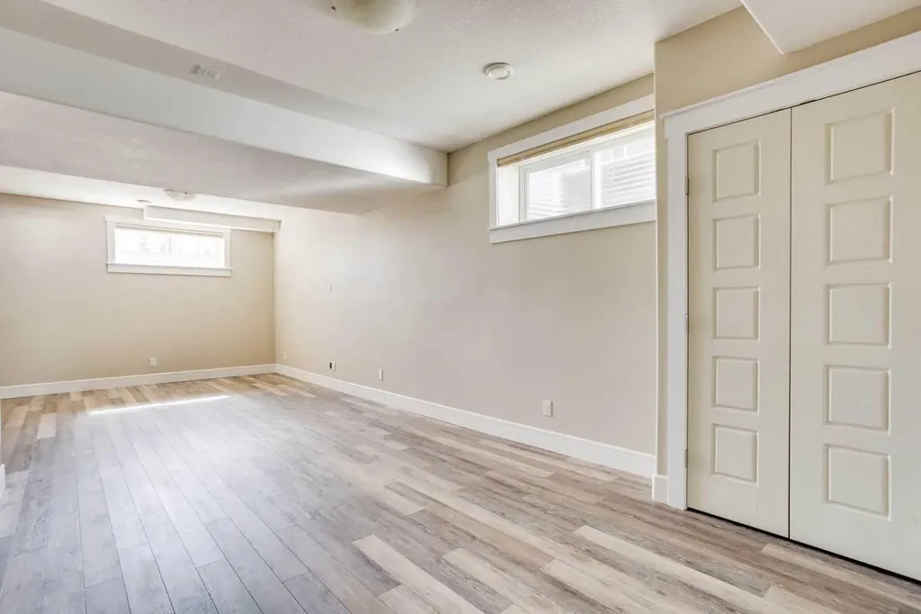 185 Falcon Drive Fort Mcmurray AB T9K0R8
