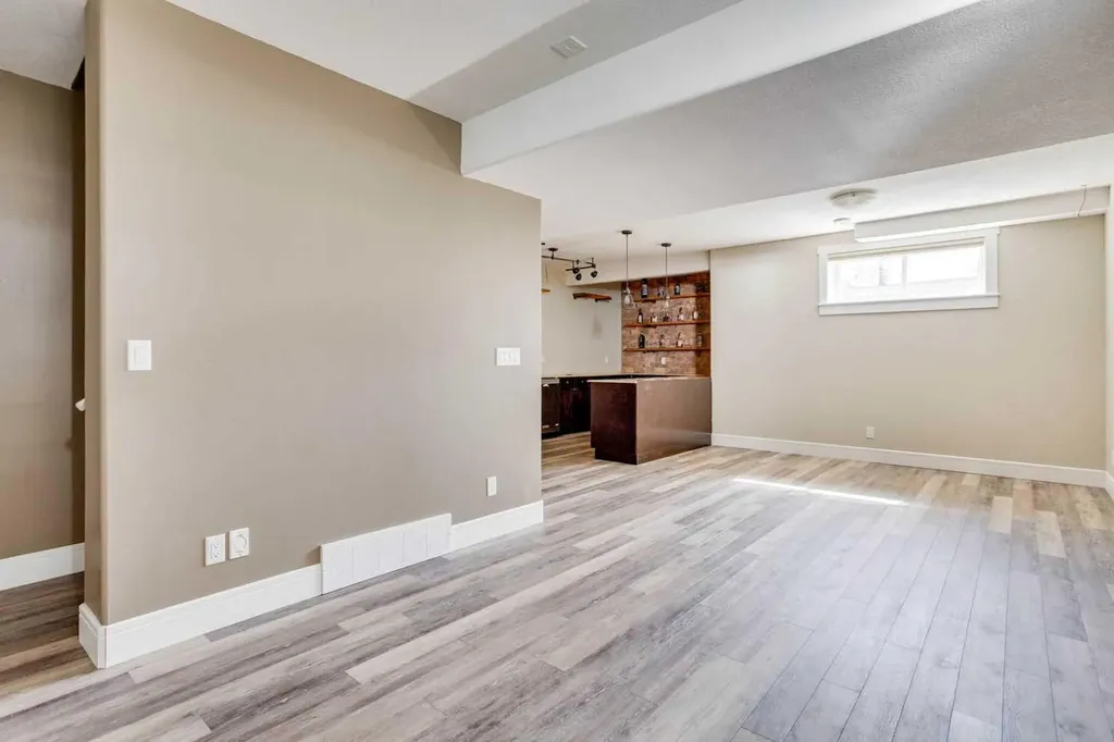 185 Falcon Drive Fort Mcmurray AB T9K0R8