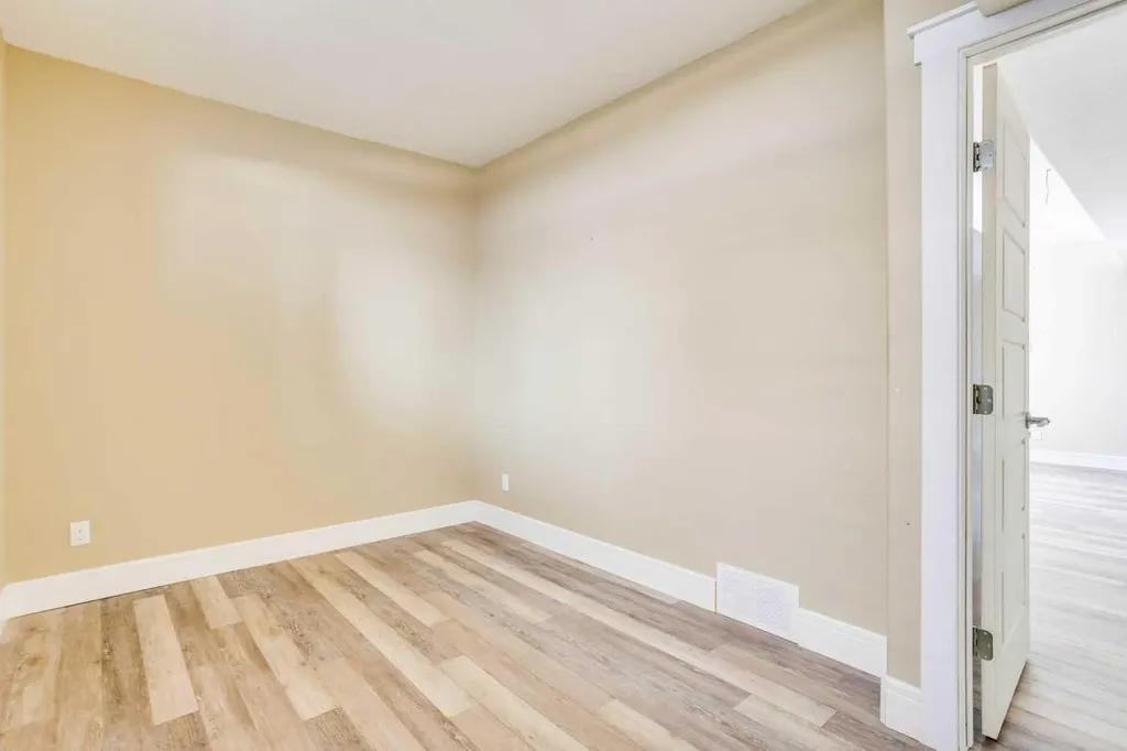 185 Falcon Drive Fort Mcmurray AB T9K0R8