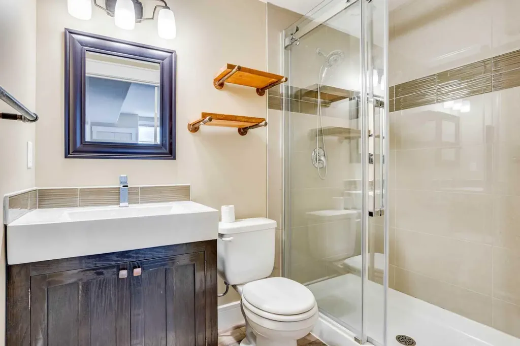 185 Falcon Drive Fort Mcmurray AB T9K0R8
