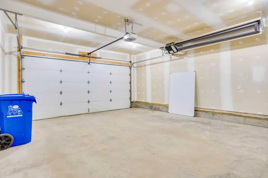 185 Falcon Drive Fort Mcmurray AB T9K0R8