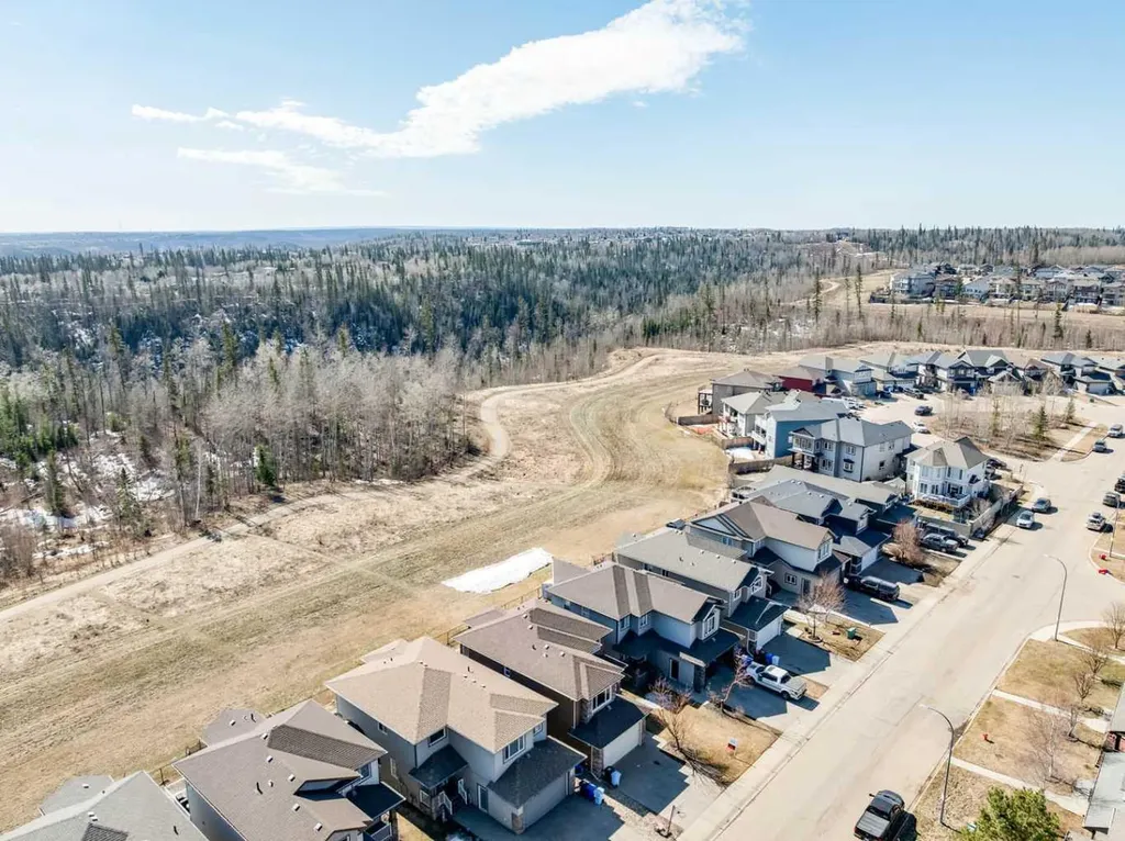 185 Falcon Drive Fort Mcmurray AB T9K0R8