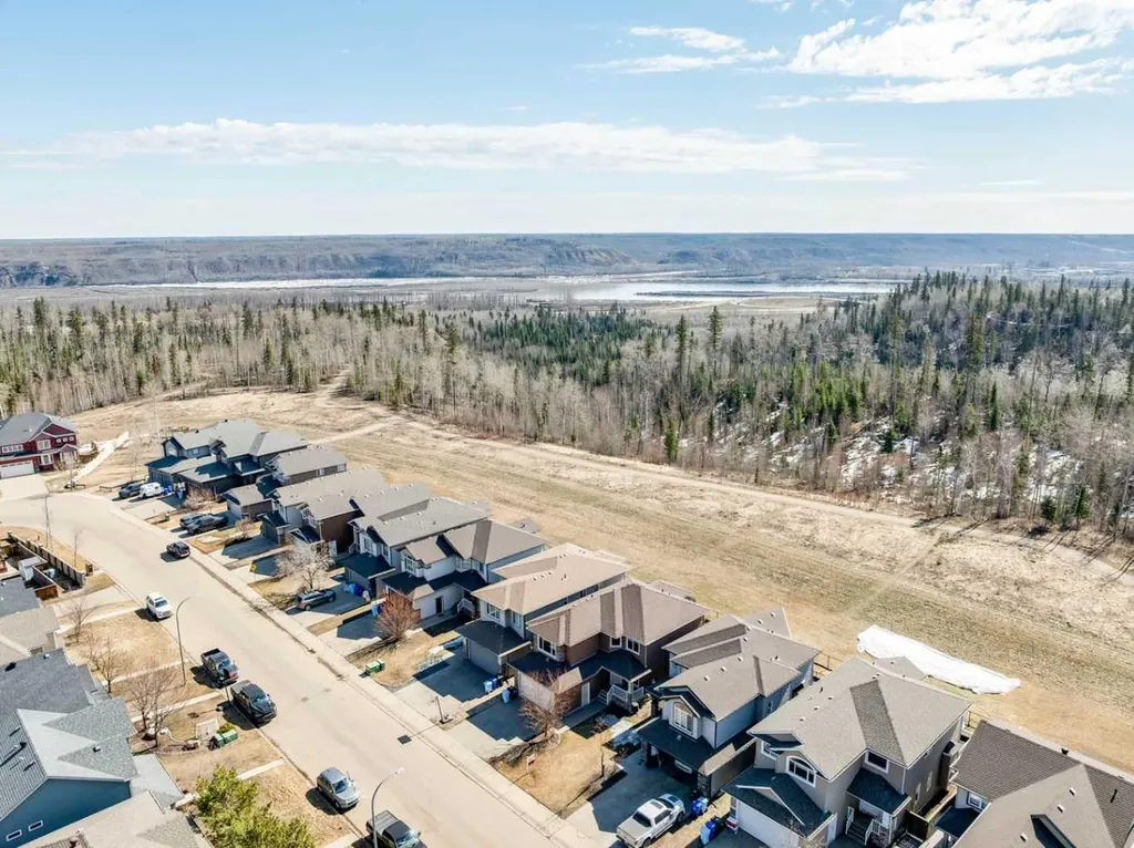 185 Falcon Drive Fort Mcmurray AB T9K0R8