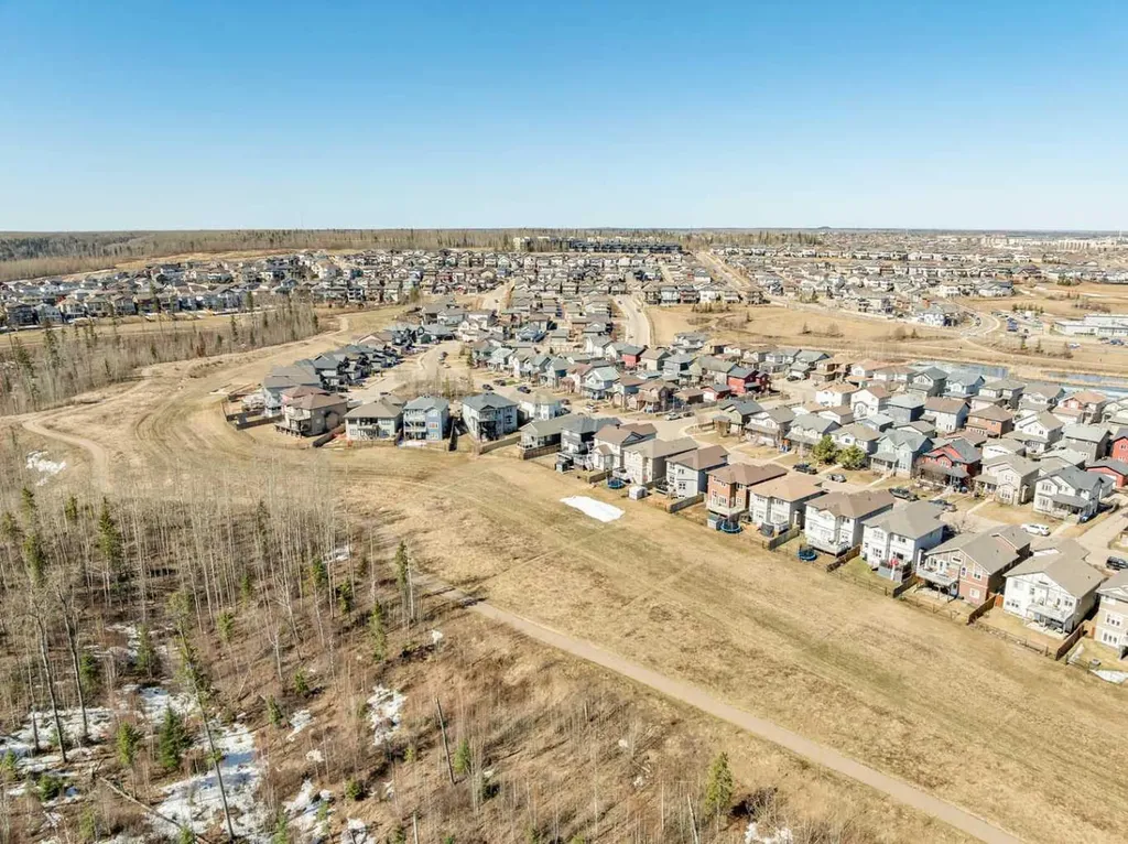 185 Falcon Drive Fort Mcmurray AB T9K0R8