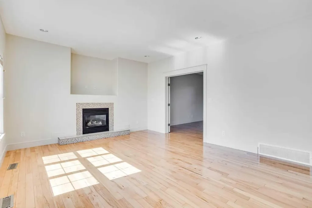 185 Falcon Drive Fort Mcmurray AB T9K0R8