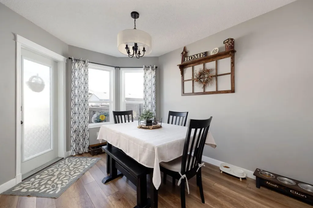 194 Mcdougall Crescent Fort Mcmurray AB T9K2P7