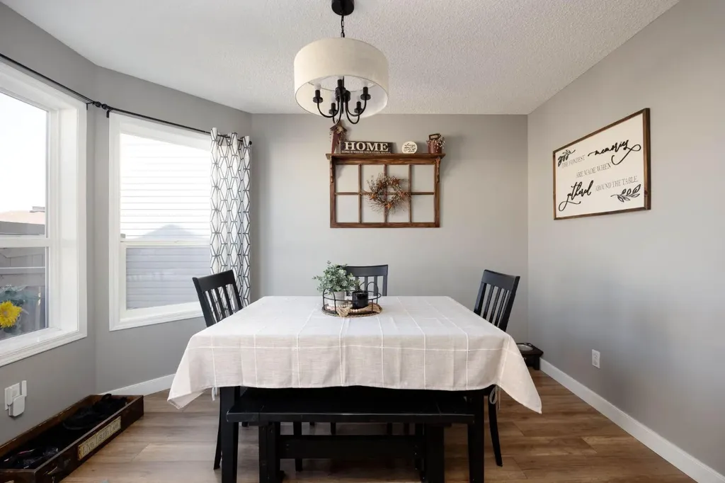 194 Mcdougall Crescent Fort Mcmurray AB T9K2P7