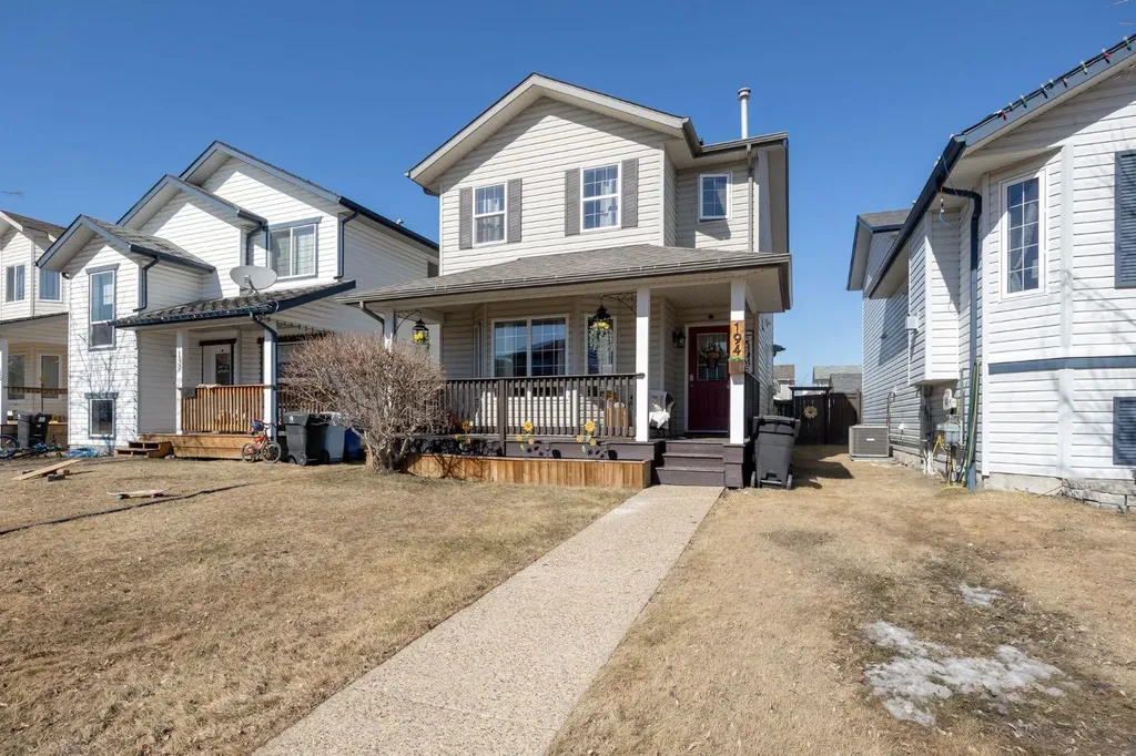 194 Mcdougall Crescent Fort Mcmurray AB T9K2P7