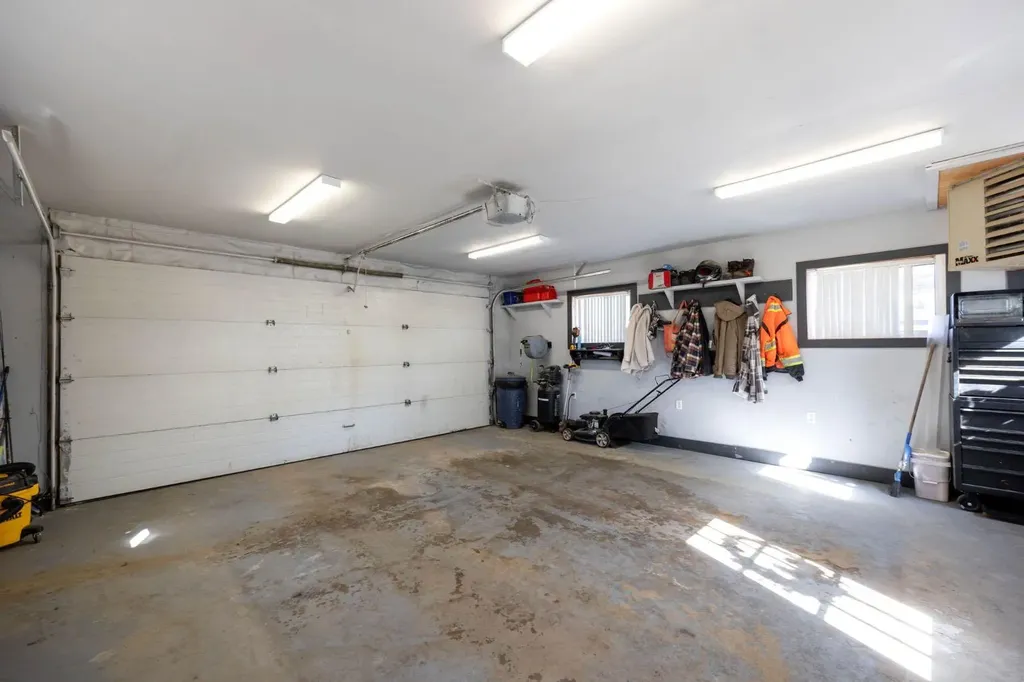 194 Mcdougall Crescent Fort Mcmurray AB T9K2P7